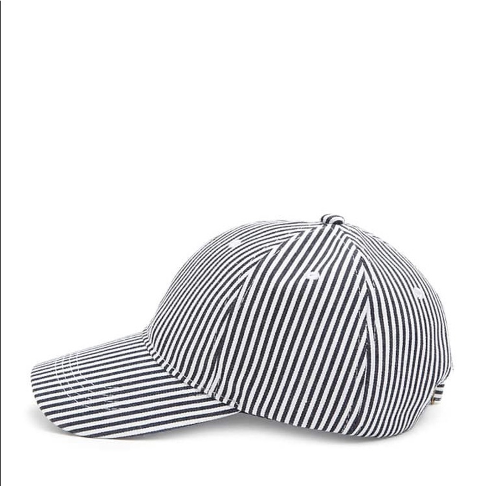 Stripe baseball cap